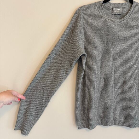 Save Khaki Sweater Mens M Gray 100% Cashmere Long Sleeve Casual Preppy Pullover - Picture 3 of 4